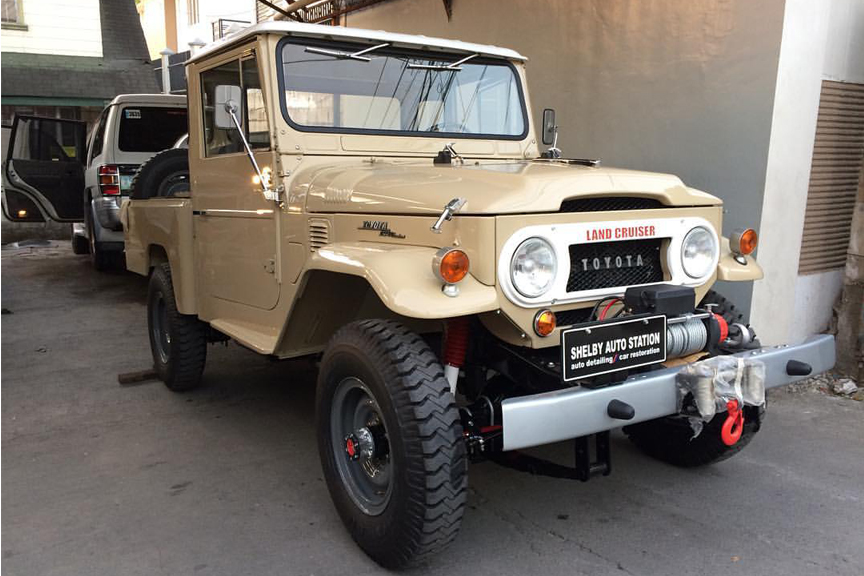 Toyota Land Cruiser in Custom Anzahl Bamboo Beige (ctto)